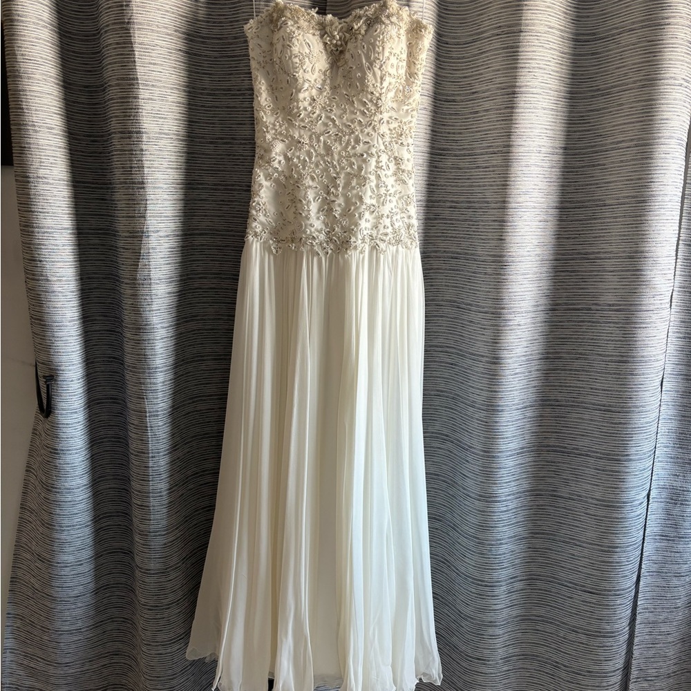 Eugenia Wedding dress